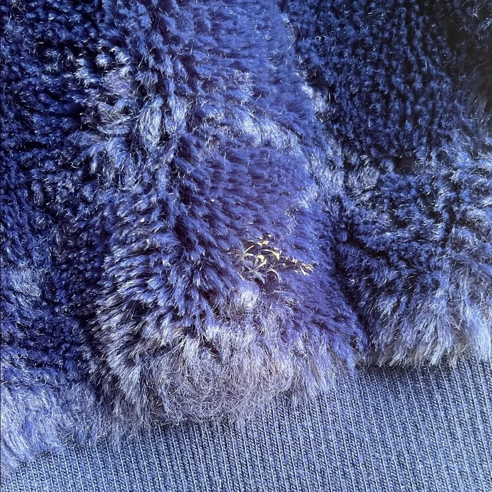 wild fable Navy Blue Fuzzy Pullover Sweatshirt - Picture 4 of 6